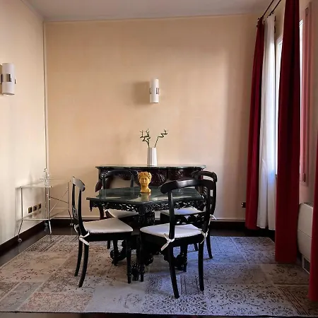 Piazza Maggiore Luxury בולוניה