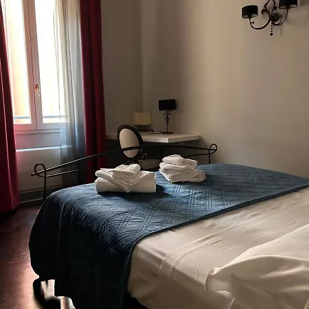 Piazza Maggiore Luxury * בולוניה
