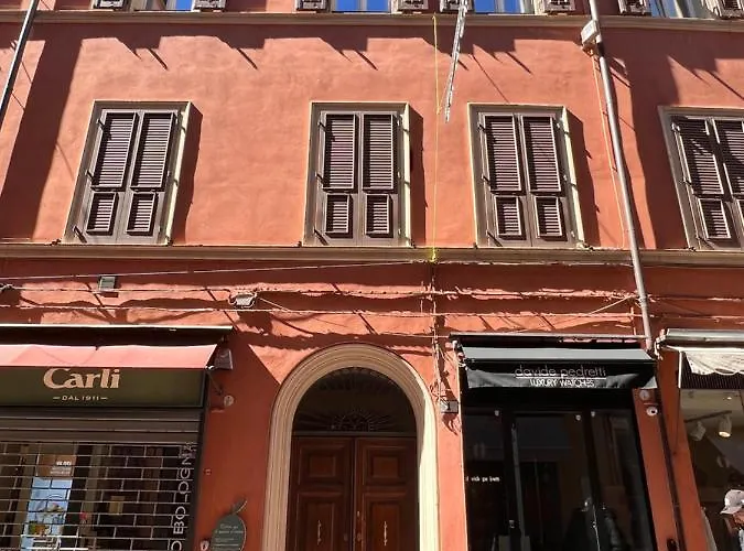 Piazza Maggiore Luxury Болонья